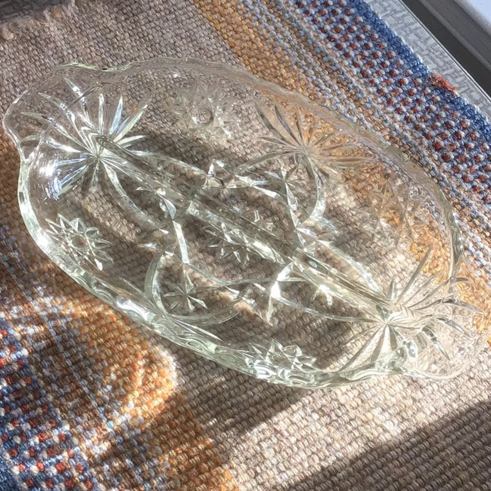 Vintage Star Pattern Heavy Divided Dish w/ Handles